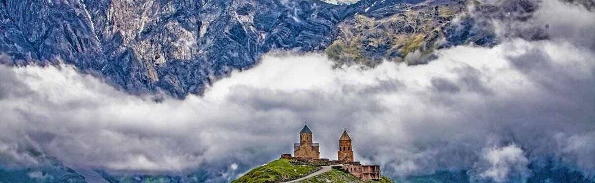 How to get from Tbilisi to Kazbegi